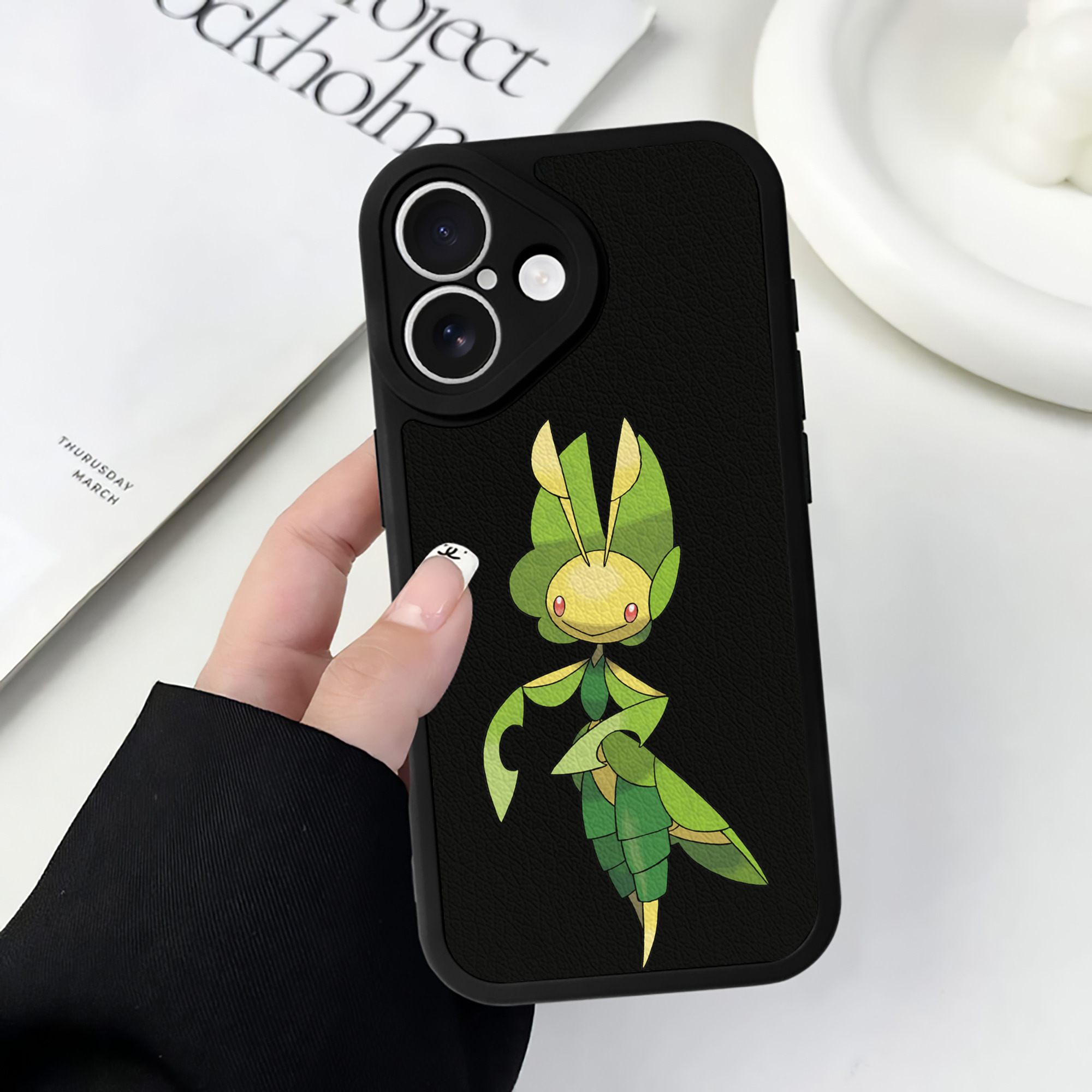 （画像用） ポケットモンスター Pokémon 【iPhone 16シリーズ対応】シリコンスマホケース（レザー調） 材質：シリコン